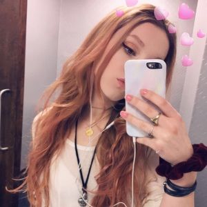 Meet your Posher, Caroline